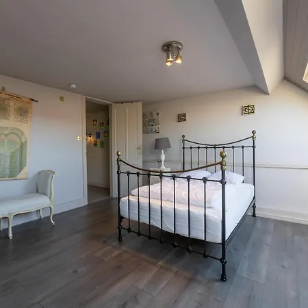 Holiday Home For 6 People With Garden Middelkerke