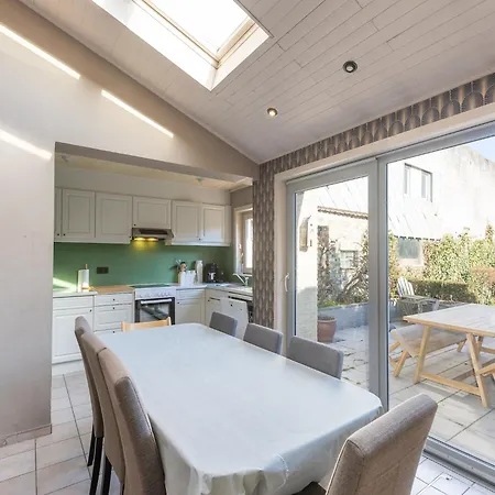 Σπίτι διακοπών Holiday Home For 6 People With Garden